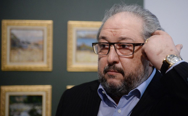 
                    Суд взыскал с Бориса Минца, его сына и бизнес-партнера  ₽61 млрд
                