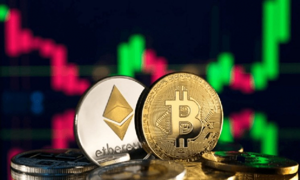 В преддверии Рождества наблюдается отток средств из ETF, инвестирующих в биткоин и Ethereum