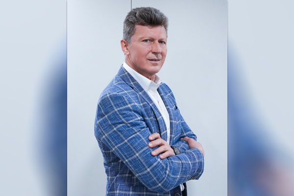 Десять выплат за один перелом: Вице-президент ВСС Сергей Ефремов назвал три главных способа страхового мошенничества Десять выплат за один перелом: Вице-президент ВСС Сергей Ефремов назвал три главных способа страхового мошенничества