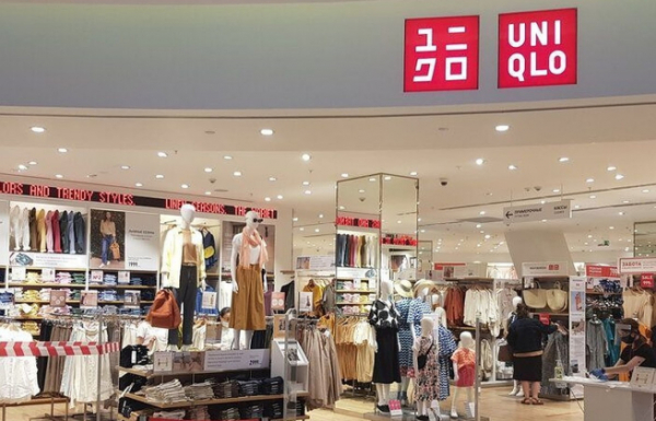 Uniqlo регистрирует в РФ 21 бренд Uniqlo регистрирует в РФ 21 бренд