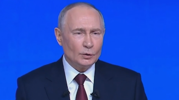 
                    Путин усомнился в профессиональных способностях генсека НАТО
                