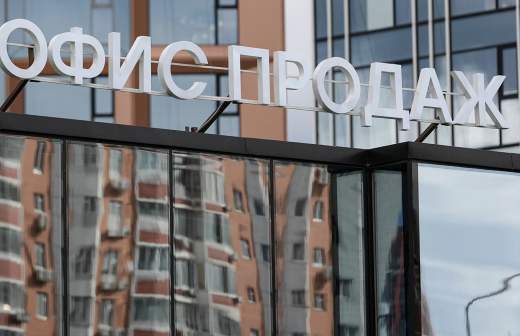 
                    Новый банк развития может возобновить кредитование России

        