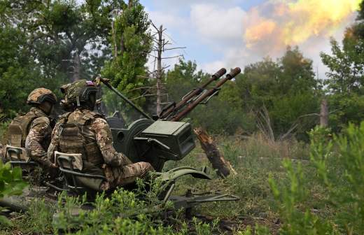 
                    Силы ПВО уничтожили 60 украинских БПЛА над территорией России за три часа

        