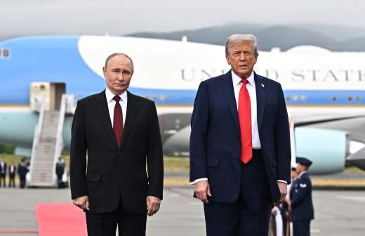 
                    Трамп заявил об отмене встречи с Путиным в Будапеште

        