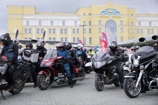 5000 байкеров приняли участие в молебне перед стартом фестиваля &laquo;Движения&raquo;