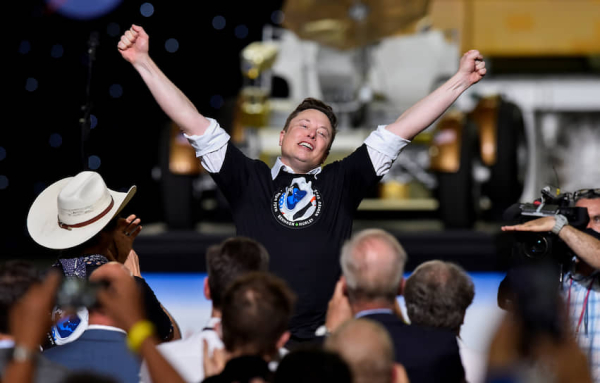
                Илон Маск снова возглавил список богатейших американцев по версии Forbes
            