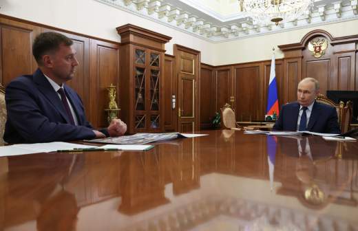 
                    Захарова сообщила о гибели 17 человек за неделю от ударов ВСУ

        