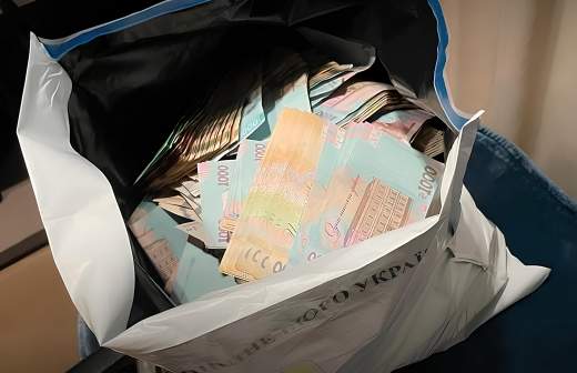 
                    В раде анонсировали проверку СБУ наличия у Миндича доступа к гостайне

        