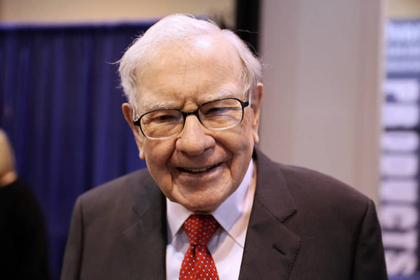 
                Уоррен Баффетт ушел с поста главы совета директоров Berkshire Hathaway
            
