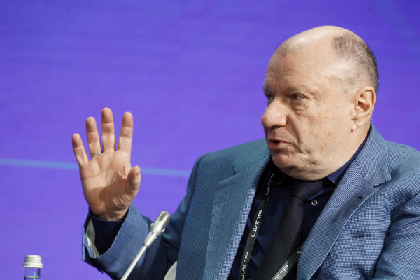 
                &laquo;Интеррос&raquo;, и &laquo;Точка&raquo;
            