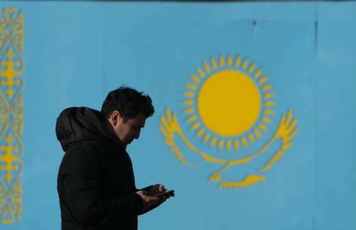 
                    За новый проект конституции Казахстана проголосовали 86,7% избирателей

        