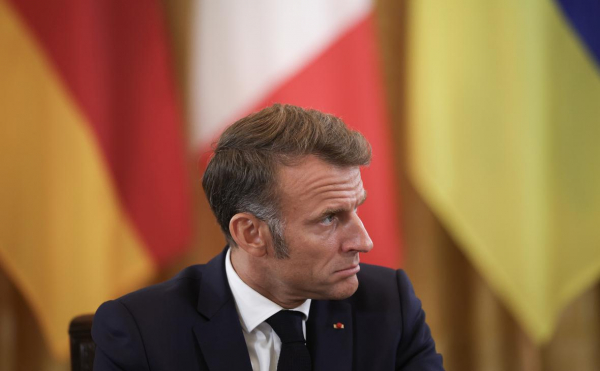 Макрон ответил на письмо Нетаньяху о разжигании «огня антисемитизма»
Макрон ответил на письмо Нетаньяху о разжигании «огня антисемитизма»