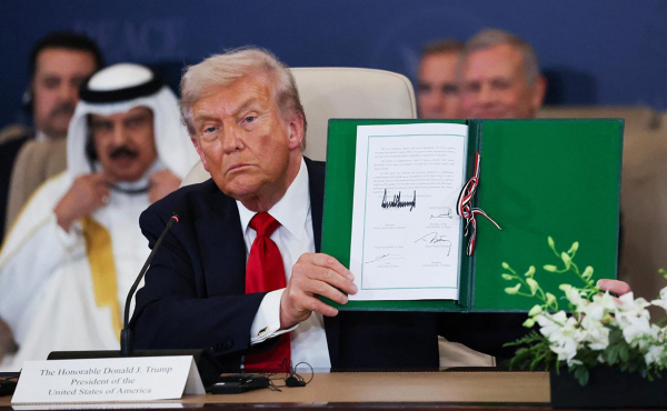 Трамп исключил вероятность третьей мировой войны после мира в Газе
Трамп исключил вероятность третьей мировой войны после мира в Газе