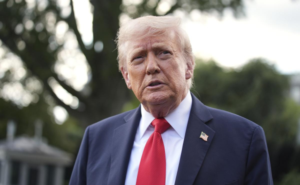 
                    Трамп счел санкции ЕС против России &laquo;недостаточно жесткими&raquo;
                