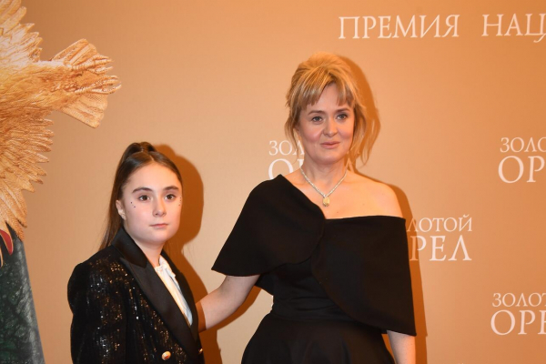 Анна Михалкова показала своих взрослых сыновей в забавной ситуации