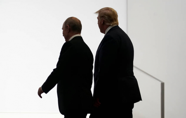 
                Индекс Мосбиржи превысил 2700 пунктов после анонса саммита в Будапеште
            