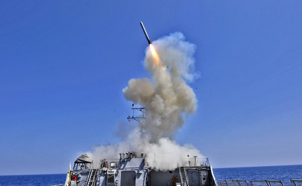 
                    Путин предупредил США о разрушении отношений из-за ракет Tomahawk
                