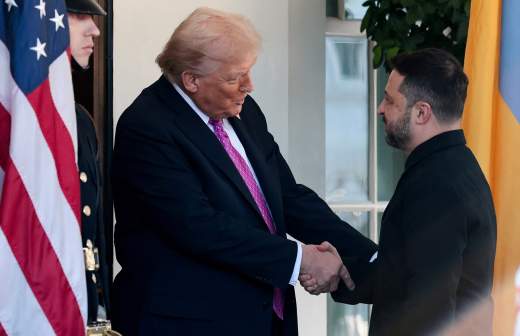 Трамп опроверг обсуждение территориальных уступок Украины перед РФ
Трамп опроверг обсуждение территориальных уступок Украины перед РФ