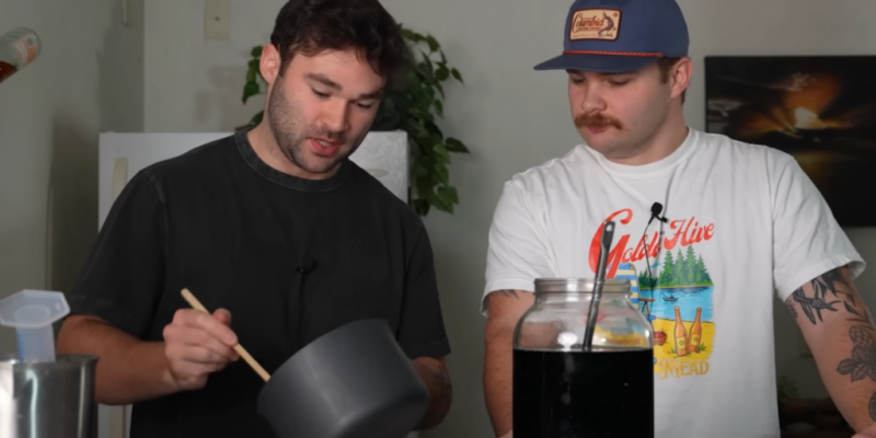 Домашние пивовары превратили Coca-Cola в вино с кисло-карамельным вкусом