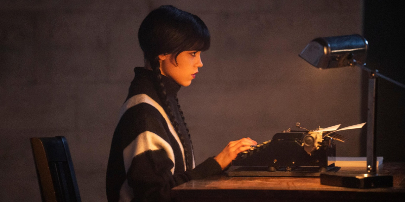 Дублёрша Дженны Ортеги намекнула на закрытие сериала &laquo;Уэнсдей&raquo;