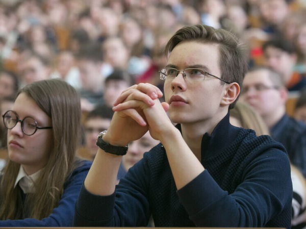 Эксперты назвали ключевые навыки школьников для успеха в 2040 году