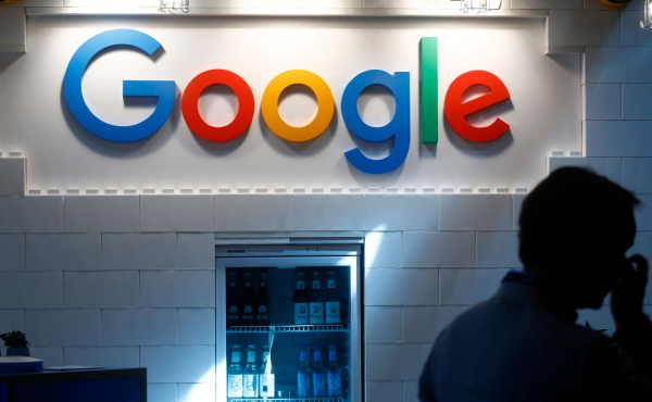 
                    Politico узнало о планах Франции запретить чиновникам Google Meet и Zoom
                