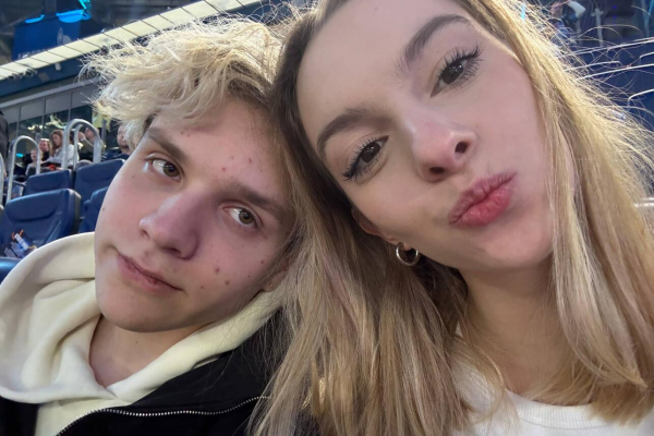 18-летний сын Булановой показал возлюбленную &mdash; стал совсем взрослым