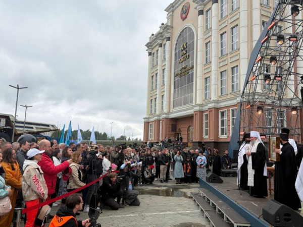 5000 байкеров приняли участие в молебне перед стартом фестиваля &laquo;Движения&raquo;