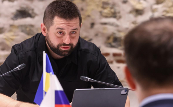 
                    Арахамия предрек плохие или очень плохие условия мира для Украины
                
