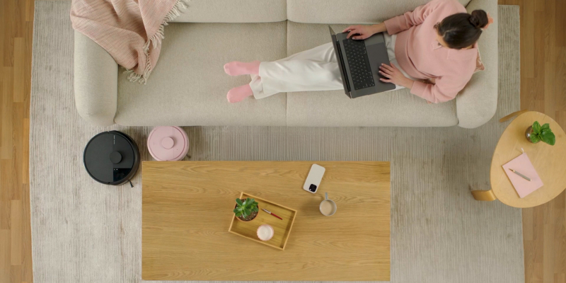 iRobot представила компактный робот‑пылесос Roomba Mini &mdash; он как игрушечный