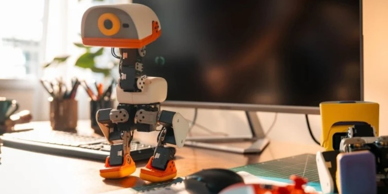 Кря-кря: Hugging Face выпустила домашнего робота-утку Microduck с&nbsp;открытым кодом